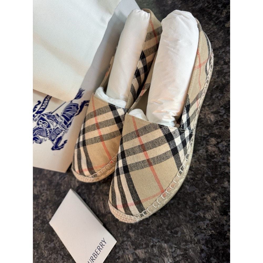 Burberry Check Mews Espadrilles NWB, Bag, Paperwork. Sz 38 7.5‎ Unisex Shoes - Picture 3 of 15